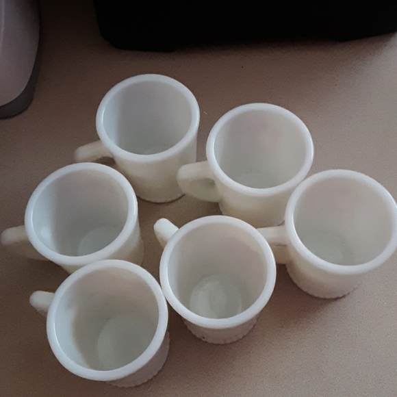 6 Tom and Jerry mugs. Selling as set - Picture 4 of 4